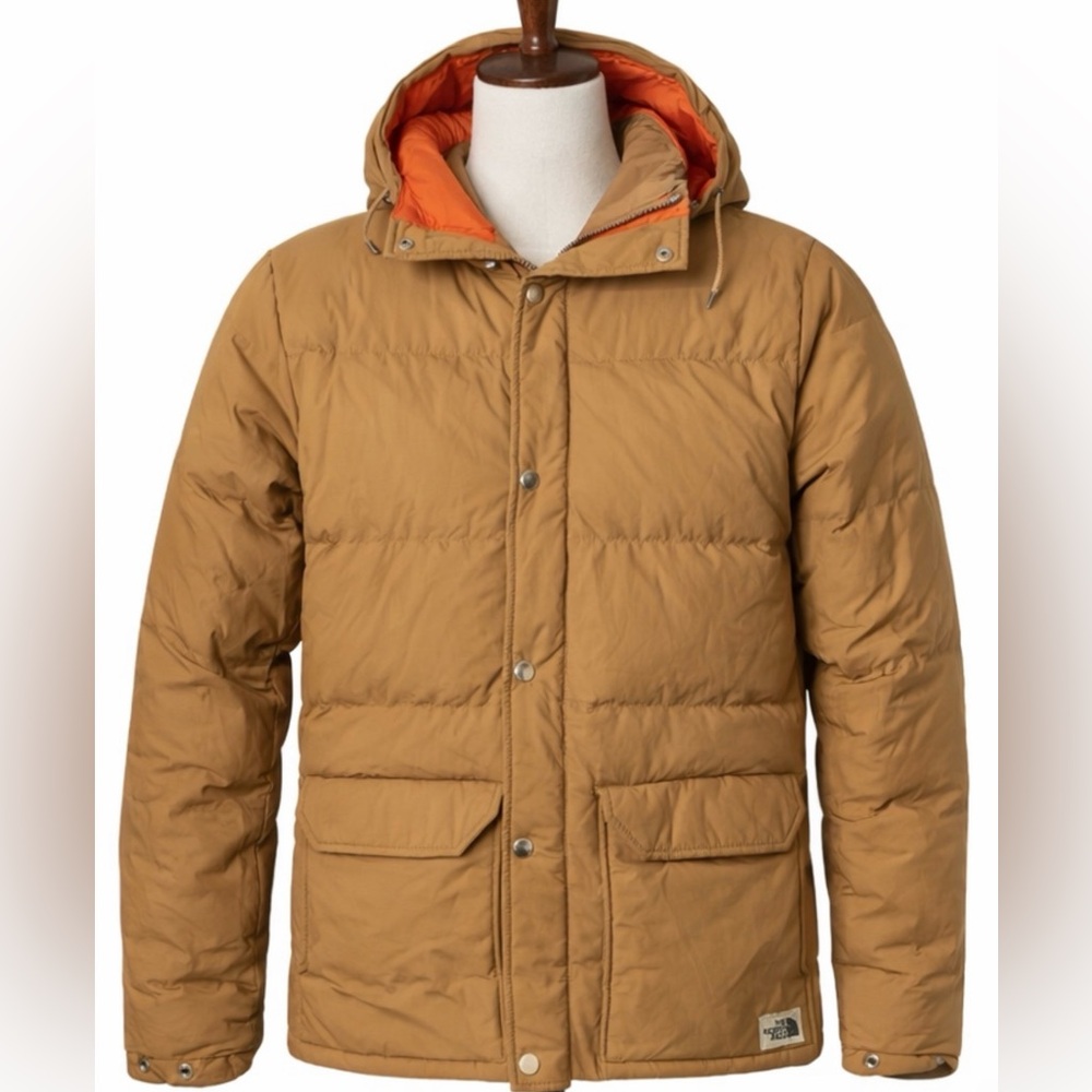 The North Face Hooded Puffer Jacket – Tan / Orange – Size S